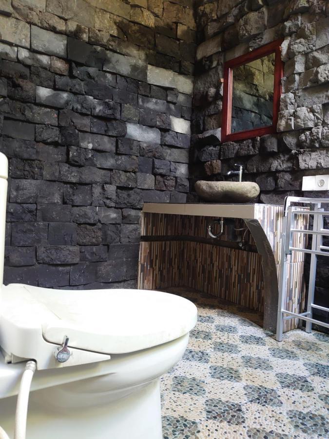 Abian View House Homestay *